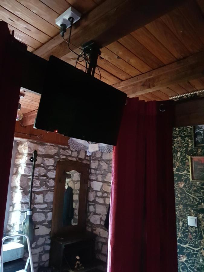 La Pensine Du Celebre Sorcier *