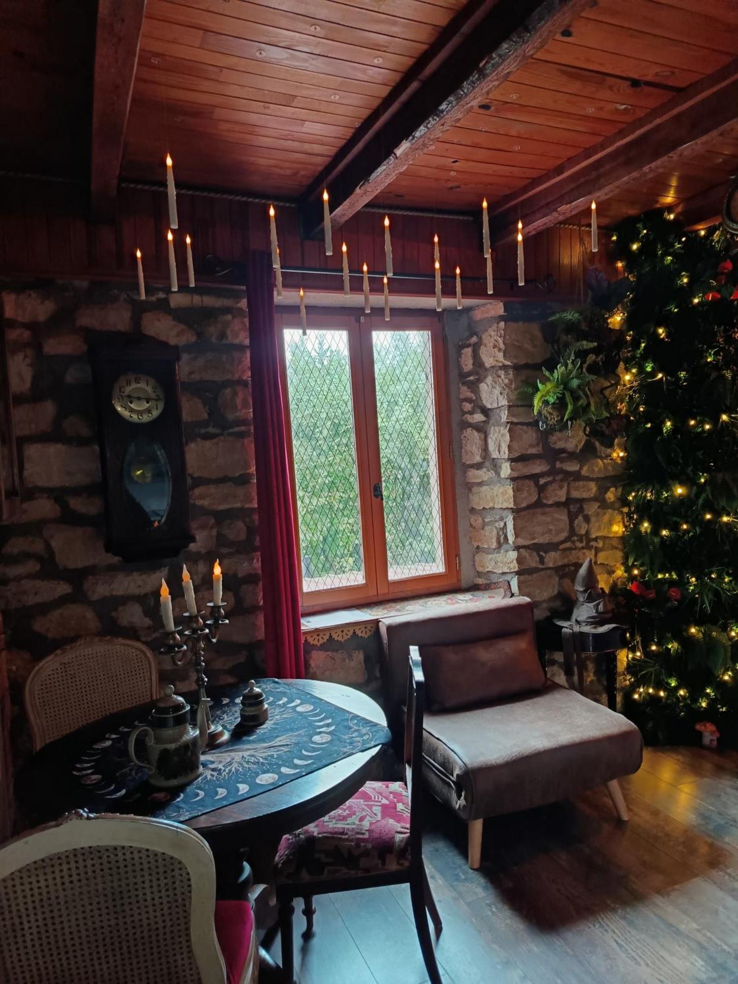 La Pensine Du Celebre Sorcier Apartment *